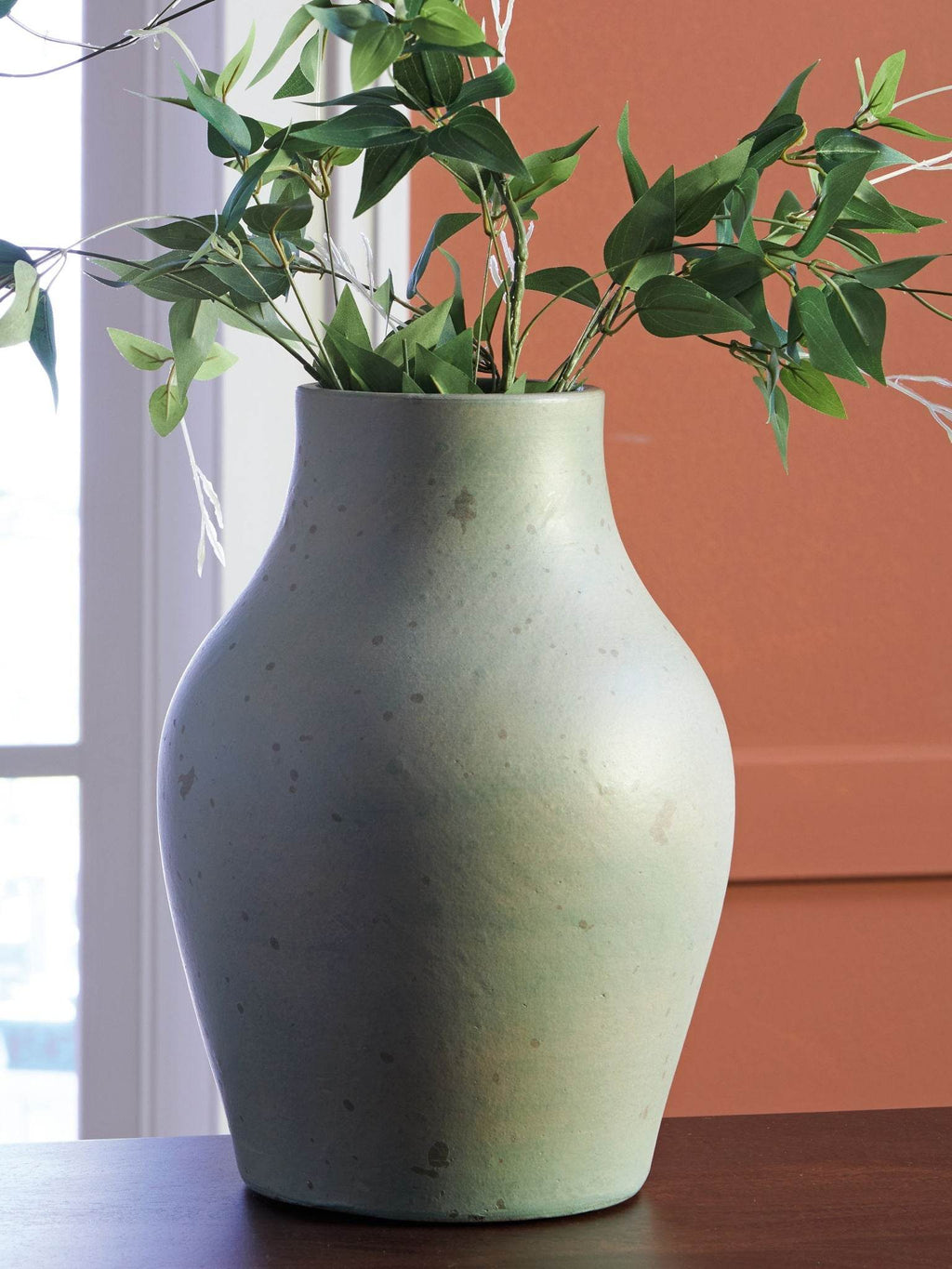 Baychester - Vase-2
