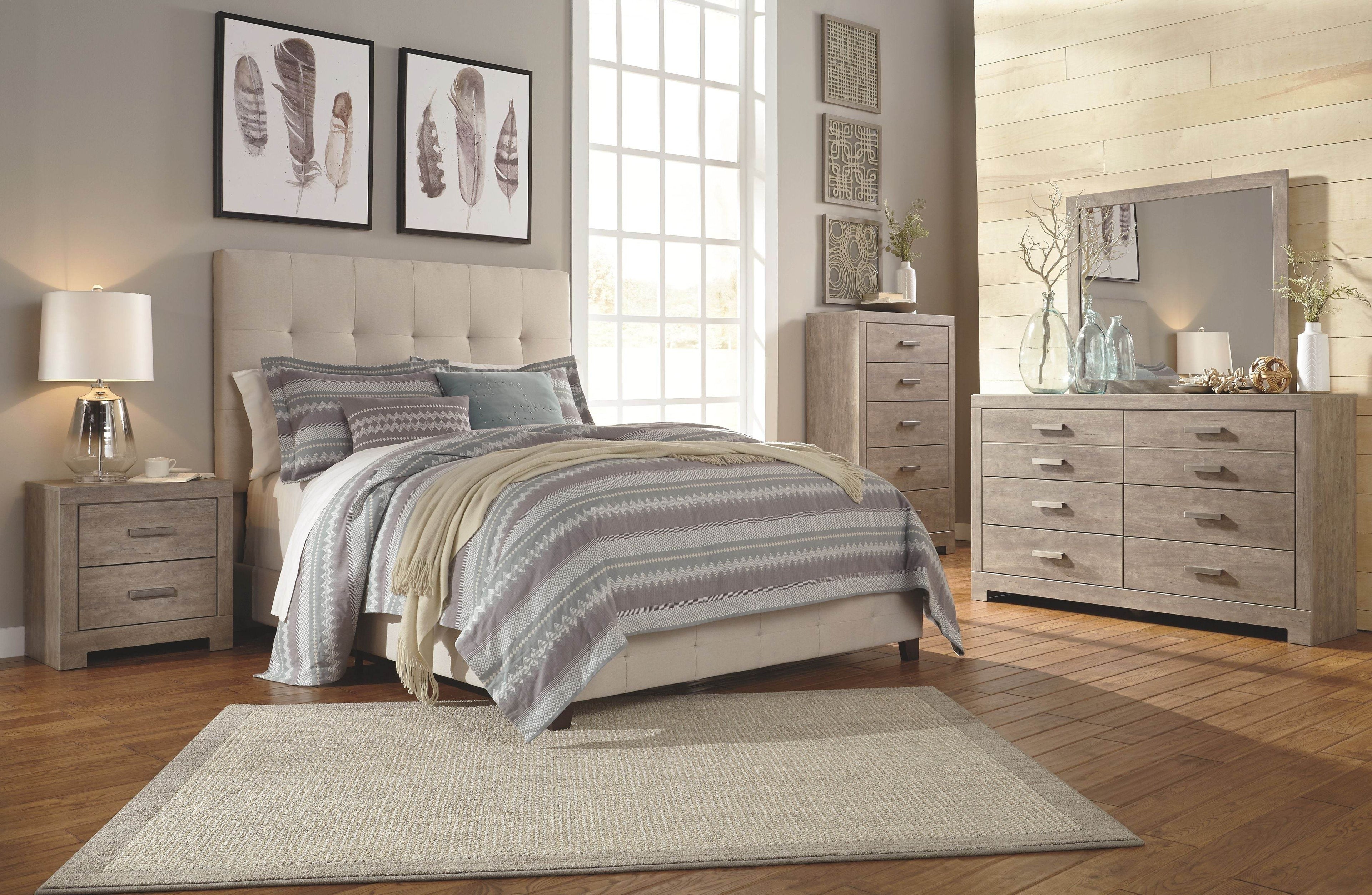 Culverbach - 5 Pc. - Dresser, Mirror, Queen Upholstered Bed, 2 Nightstands - Gray-0