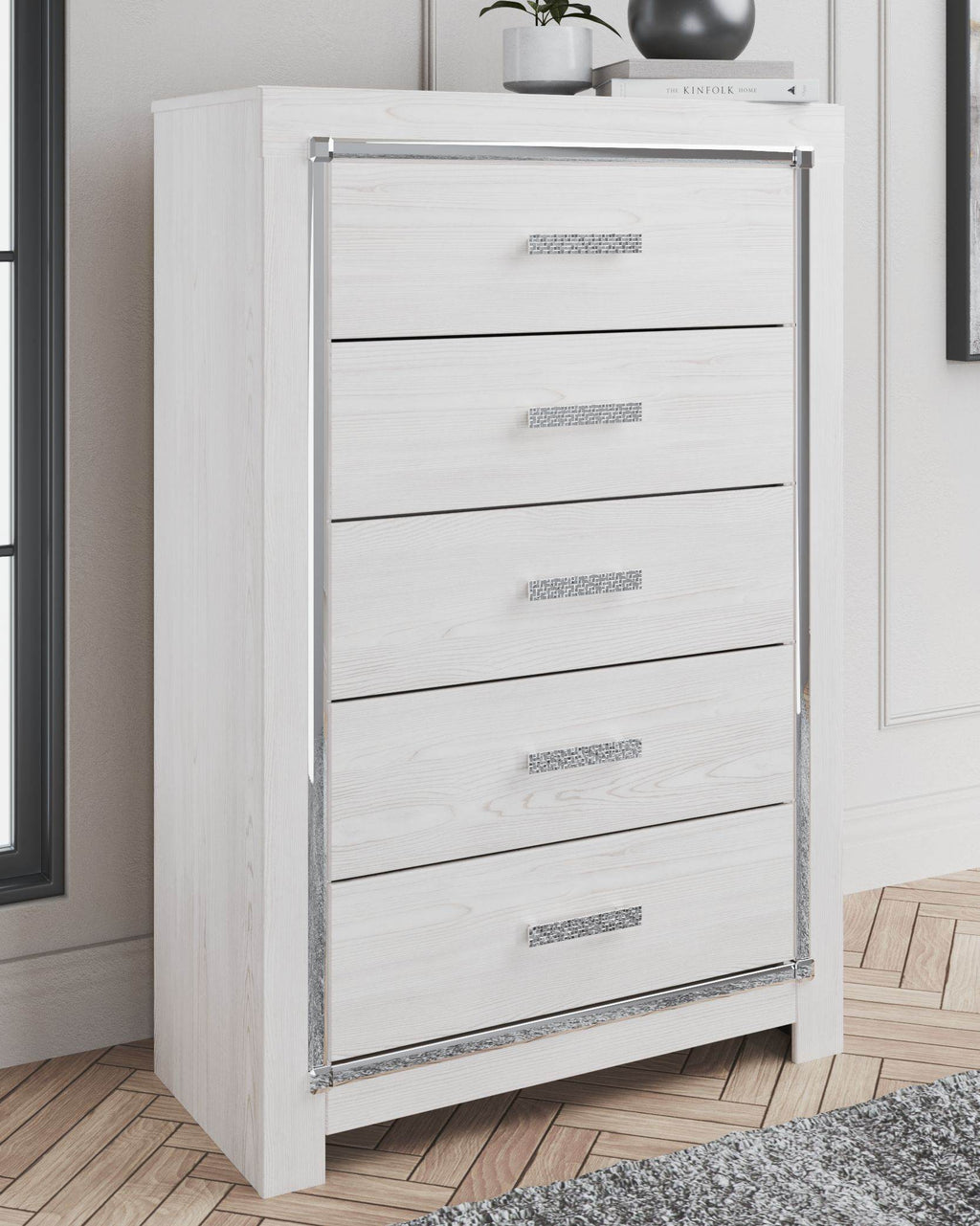 Altyra - Five Drawer Chest - White-2