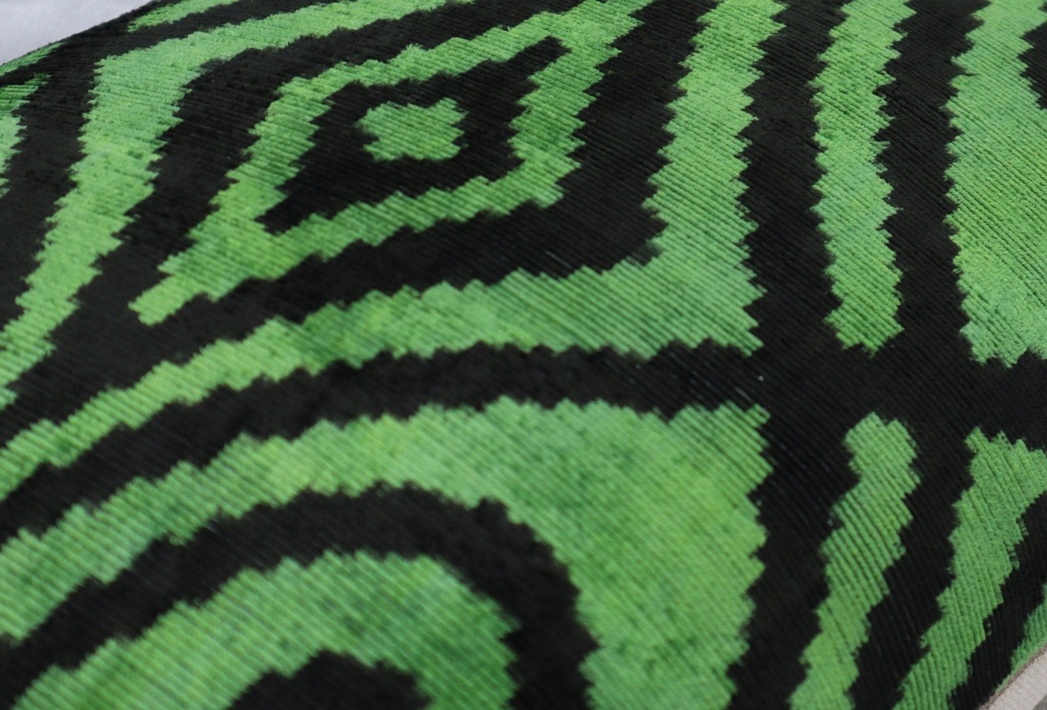 Canvello Decorative Green Throw Pillows for Couch - 16x24 in